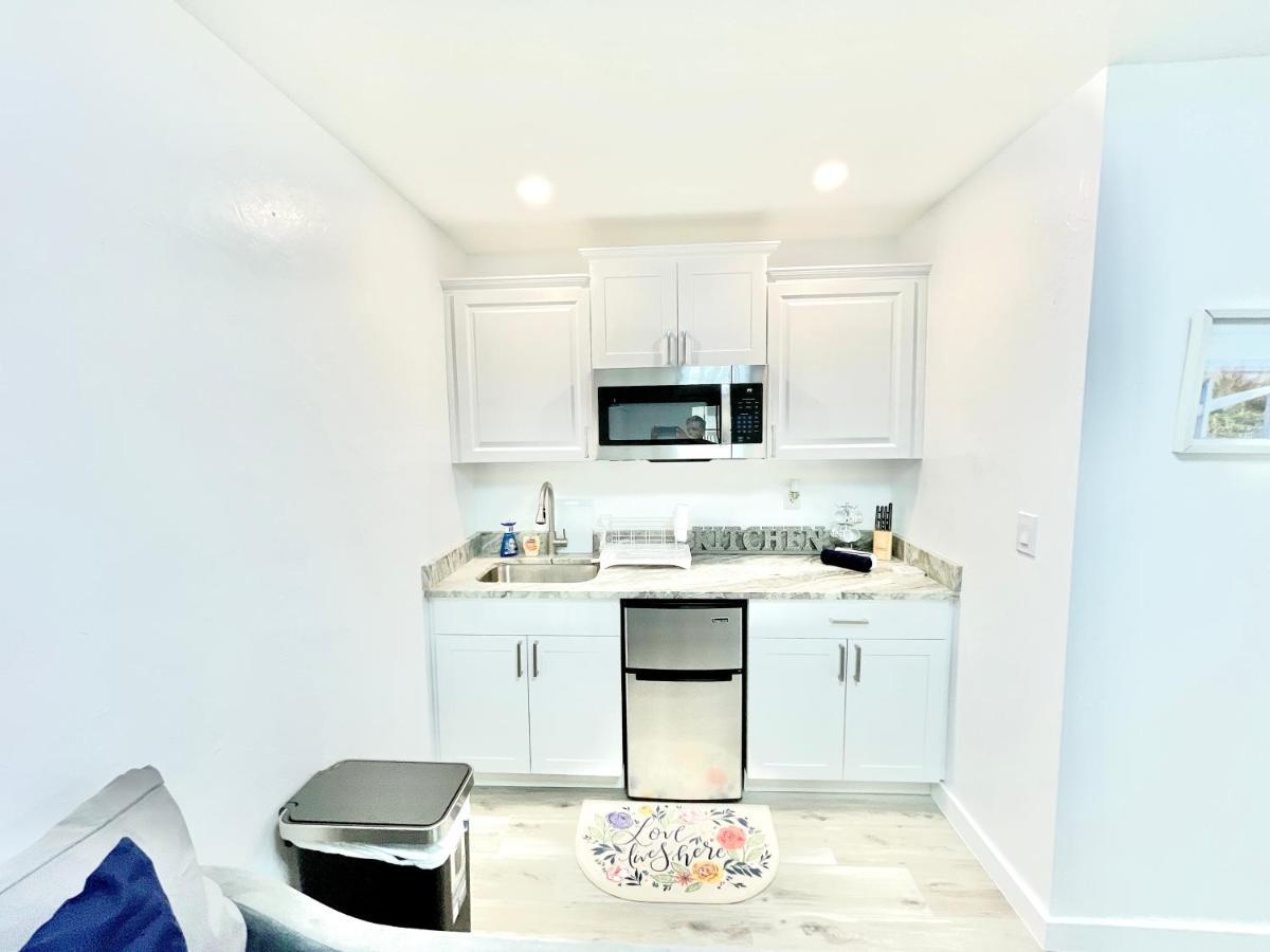 Adorable Studio In Downtown Cape Coral Near Beach! Extérieur photo